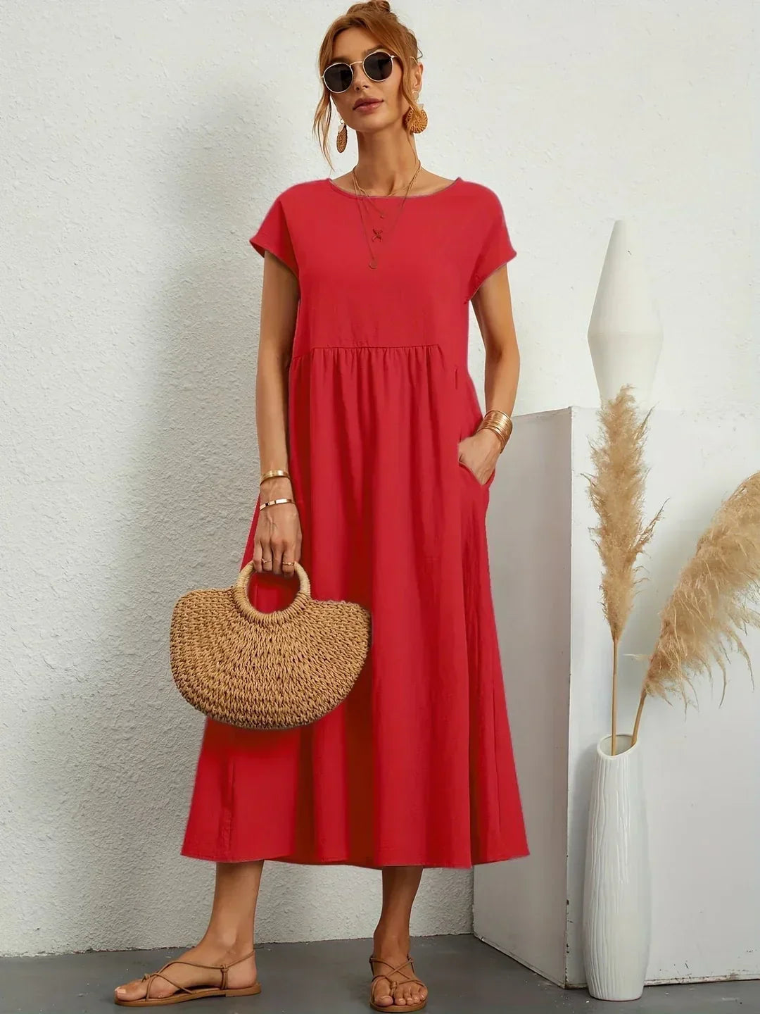 Juliana | Timeless Elegance Fluid Midi Dress