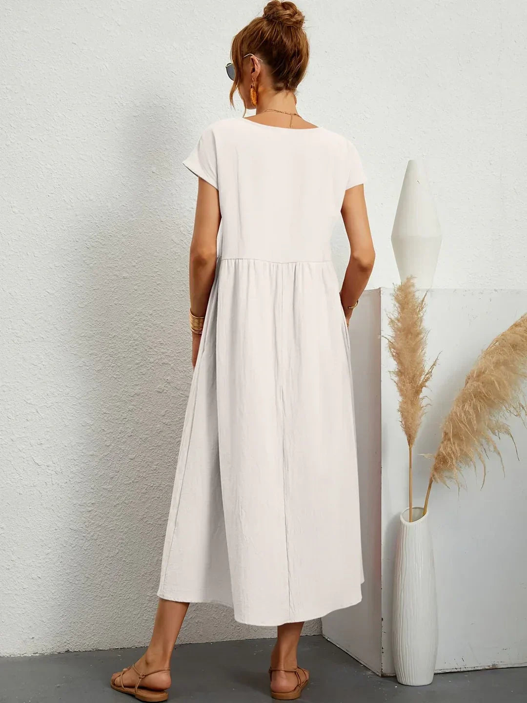 Juliana | Timeless Elegance Fluid Midi Dress