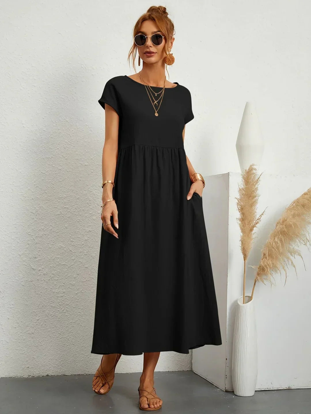 Juliana | Timeless Elegance Fluid Midi Dress